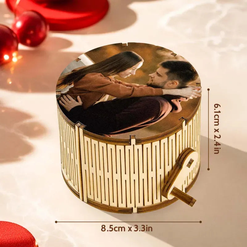 Custom Photo Cylindrical Hand Crank Music Box Can Play Music Without Phone