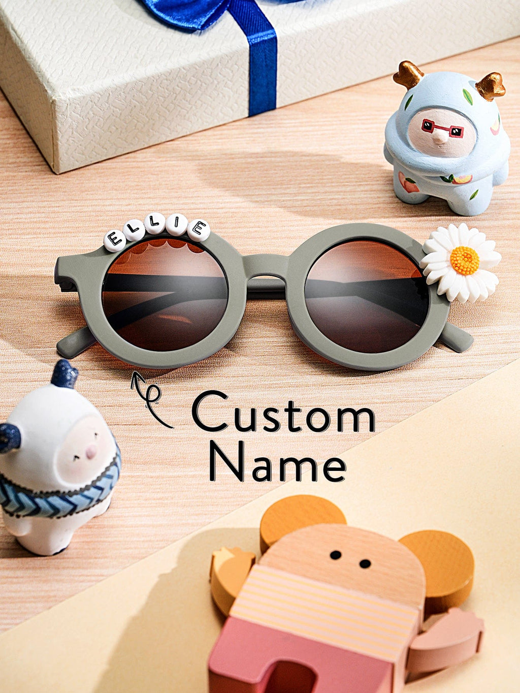 Personalized Kids Daisy Sunglasses – Custom Name Retro Floral Shades for Girls