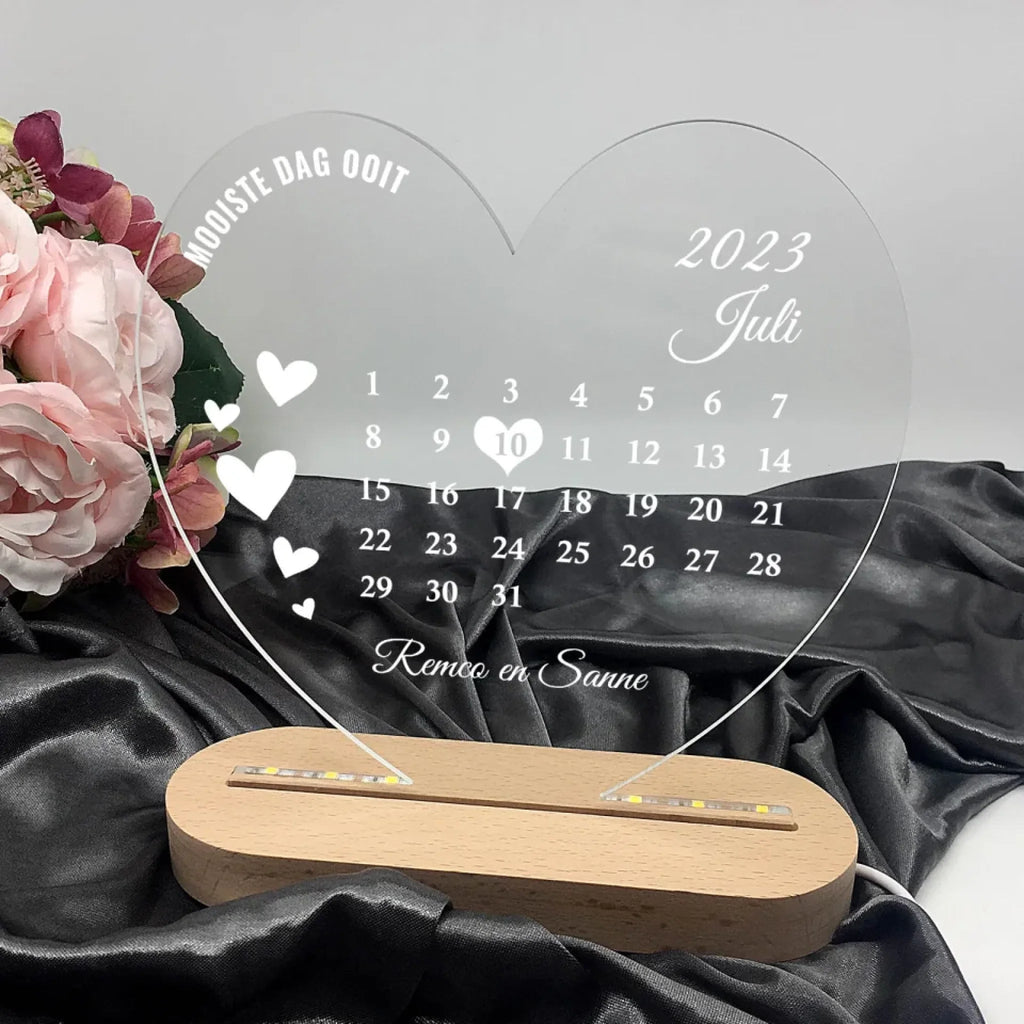 Best Calendar - Heart - Shaped LED Light 759057 - DiyGiftly