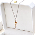 Trendy Hug Pendant Necklace for Women – Romantic Valentine's Day Jewelry Gift