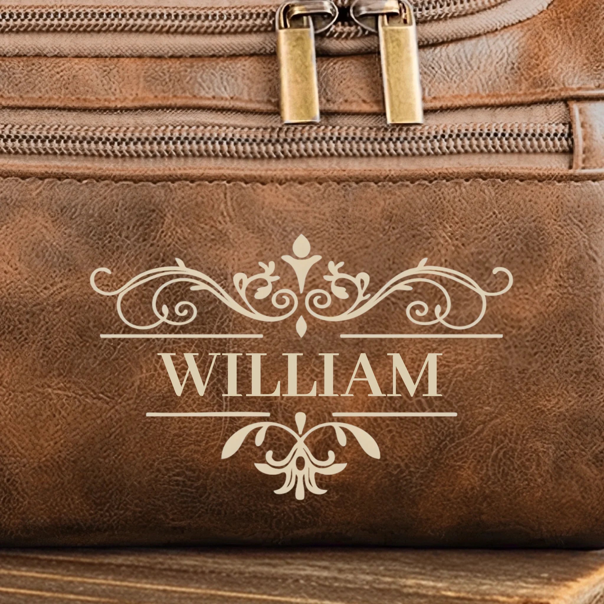 leather toiletry bag personalized groomsmen gift and getaways yellowish brown 9 8in 5 1in 5 5in 25cm 13cm 14cm detail image