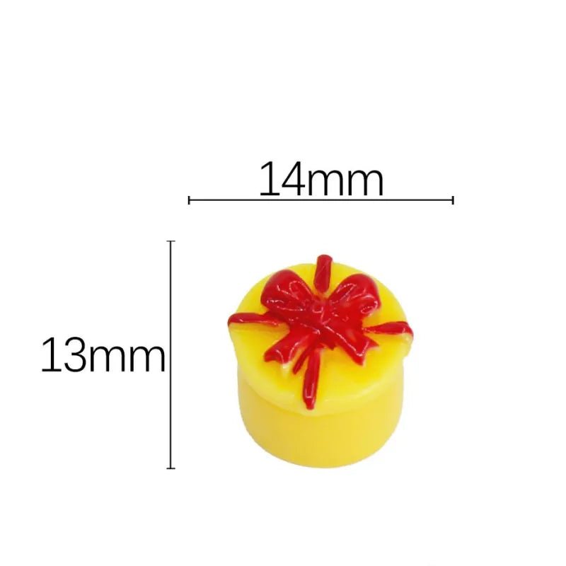 Custom 1 Pet 3D Mini Figure Glass Dollhouse Personalized Scene Display Case Unique Christmas Gift (Production: 10 - 15 Business Days) - DiyGiftly