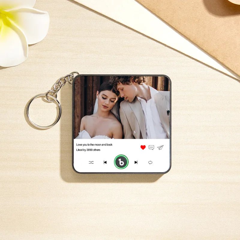 FridgeBeats Custom Photo and Text Music Keychain Music Box Bag Charm That Plays Music Without Cell Phone Best Gifts for Her - DiyGiftly