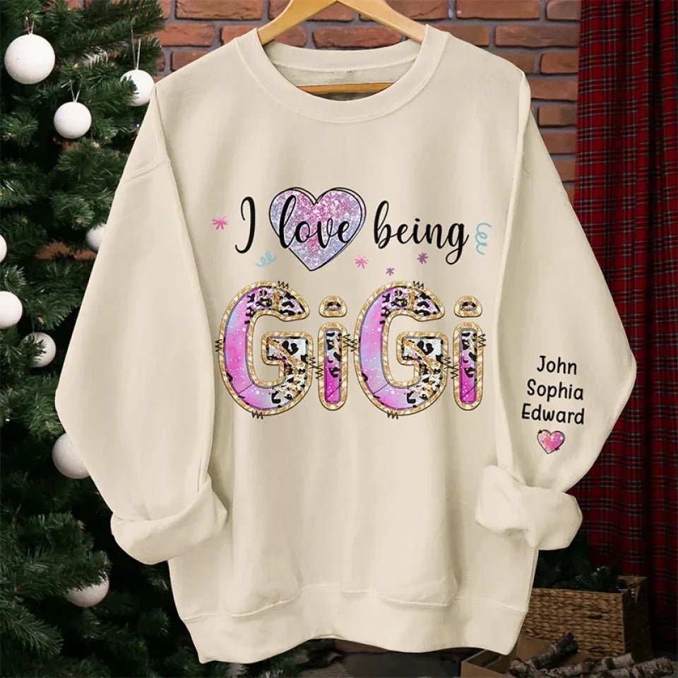 Im That Gigi unisex sweatshirt personalized sleeve names for gigi