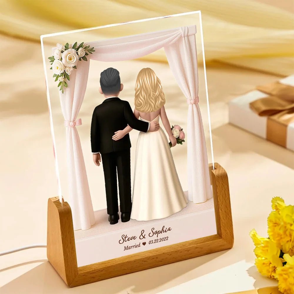 Personalised 3D Cartoon Bride and Groom LED Night Light with Name and Wooden Base Wedding Anniversary Gift for Couple Newlywed 03279360 - DiyGiftly