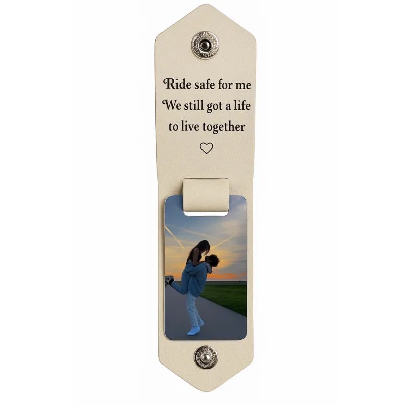Personalized Photo and Calendar PU Leather Keychain with Custom Text Valentines Gifts for Him - DiyGiftly