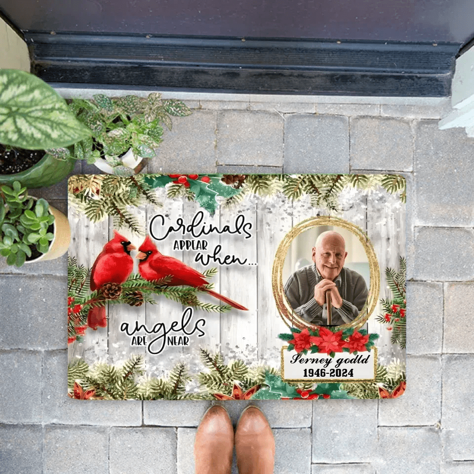When Angels Are Near Memorial Cardinal, Fathers Day In Heaven Gifts Doormat 710279 - D - DiyGiftly